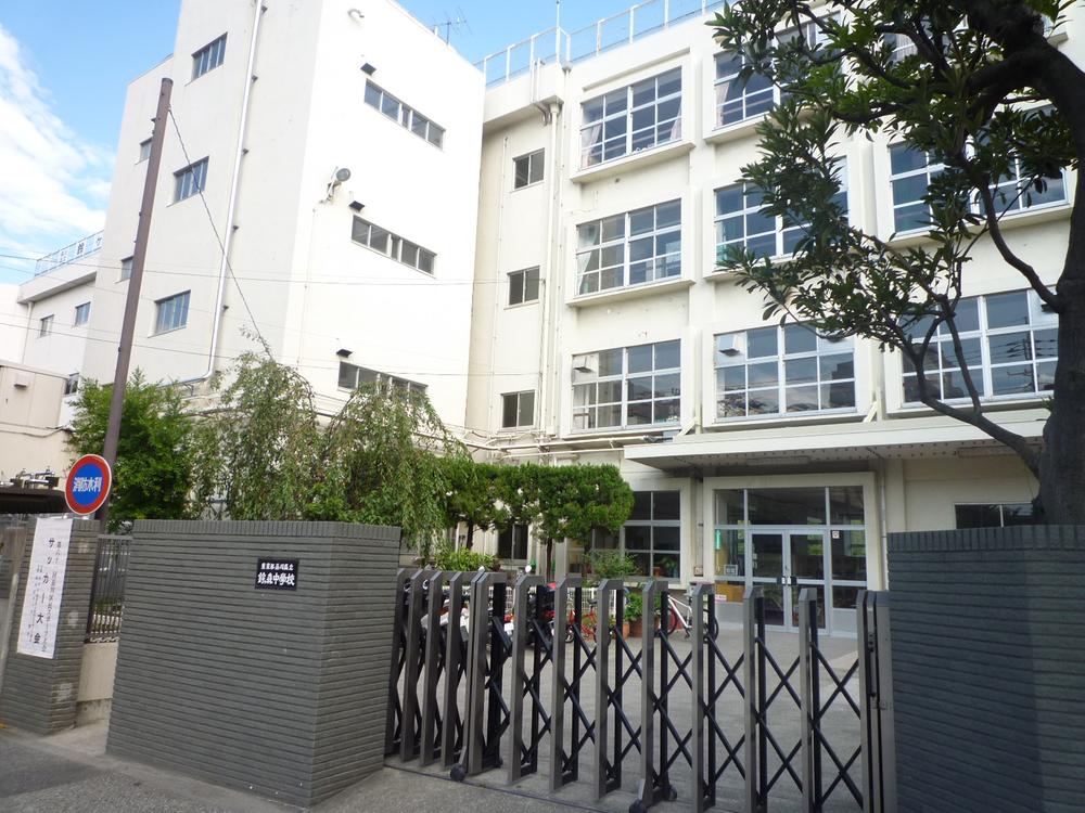 Junior high school. 283m to Shinagawa Ward Suzugamori Junior High School