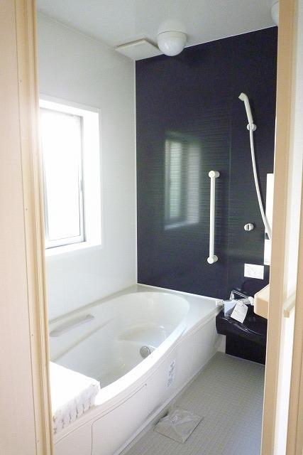 Same specifications photo (bathroom). (All Building) same specification