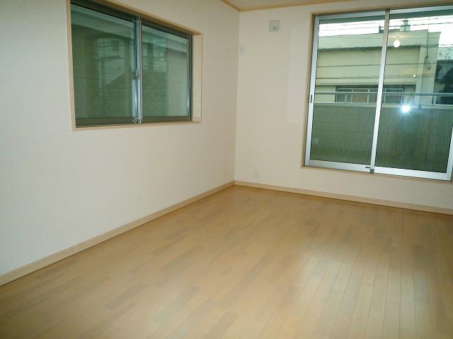 Non-living room. (All Building) same specification