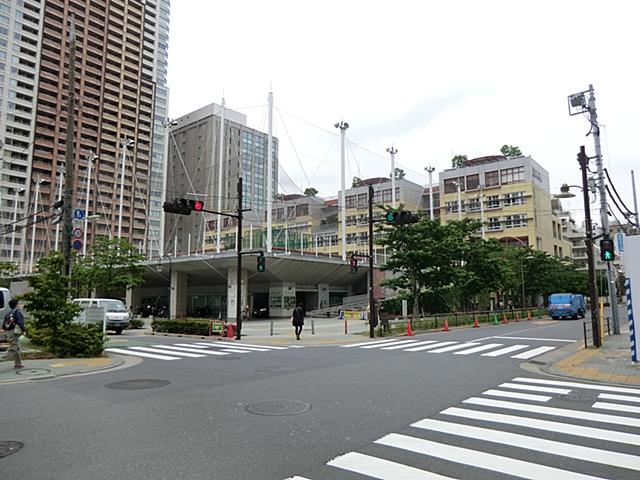 Junior high school. 1300m to Shinagawa Ward elementary and junior high schools consistently Hino Gakuen