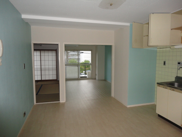 Living and room