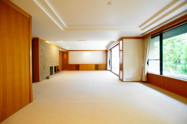 Living and room