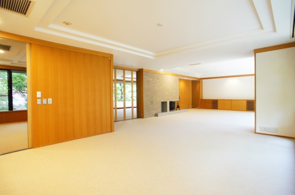 Living and room