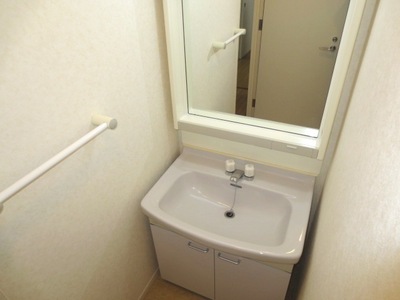 Washroom. It is also comfortable in the morning in a separate wash basin