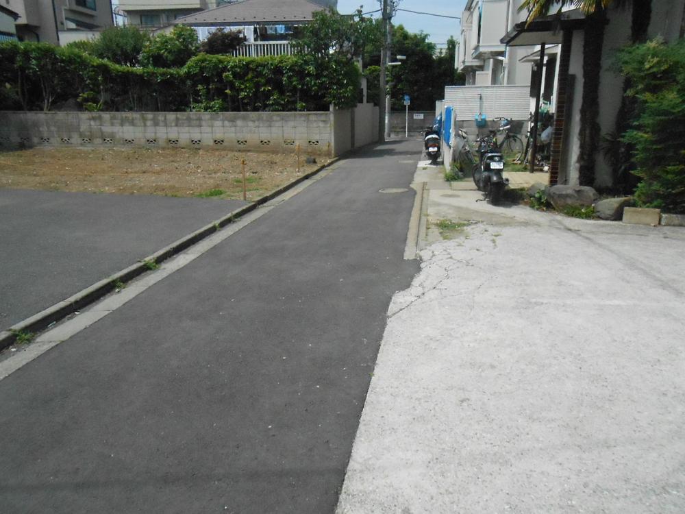 Local photos, including front road. Local (May 2013) Shooting