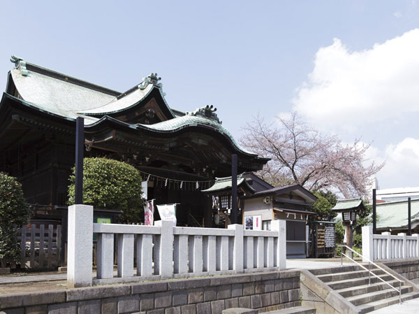 Surrounding environment. Hikawa Shrine (4-minute walk / About 320m)