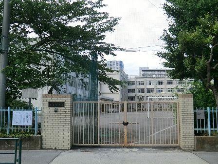 Streets around. ~ Enhancement of the surrounding environment ~  Shinagawa Ward Tokai Junior High School