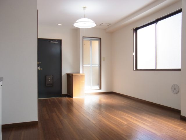 Living and room
