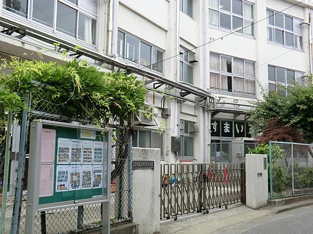 Primary school. 80m to Shinagawa Tatsusame beach elementary school