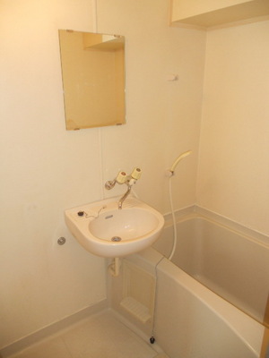 Washroom. Washroom