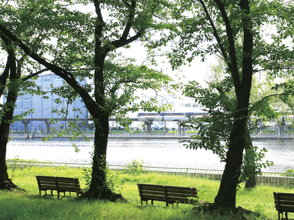 Surrounding environment. Keihin Canal green road park (about 510m ・ 7-minute walk)