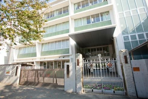 Junior high school. 730m to Shinagawa Ward Ito Junior High School