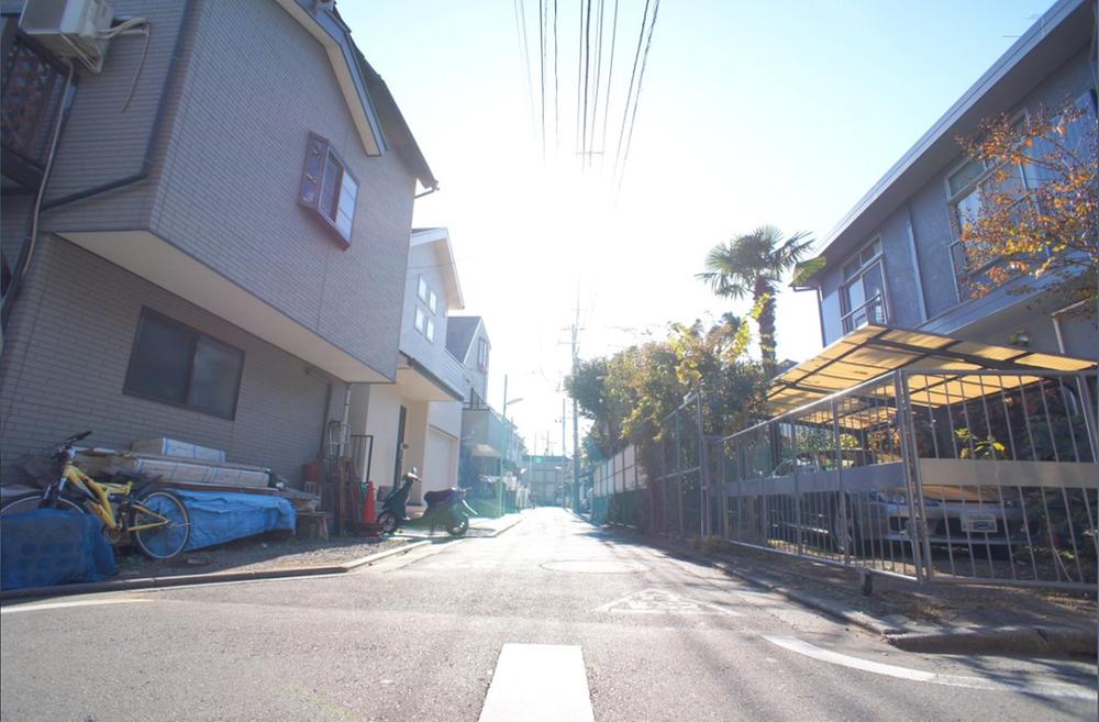 Other. Local (11 May 2013) Shooting