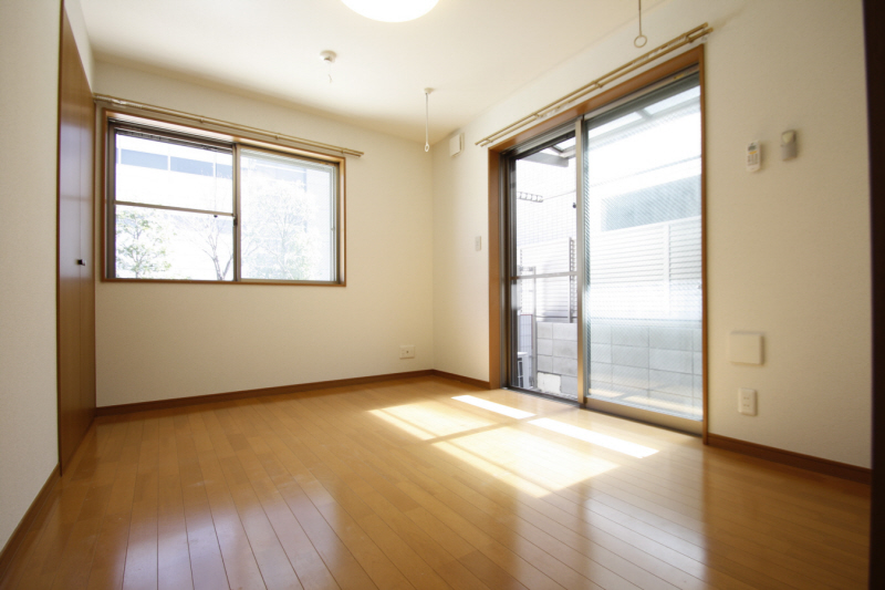 Living and room. A bright room with two-sided lighting With in-room products interference hardware