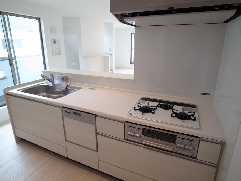 Non-living room. Kitchen construction cases