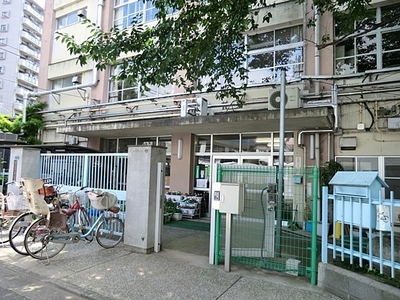 Primary school. 520m to Shinagawa Tateyama small and medium-sized school (elementary school)