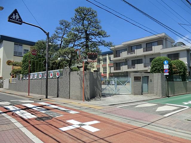 kindergarten ・ Nursery. 冲永 school Teikyo dichroic 300m to kindergarten