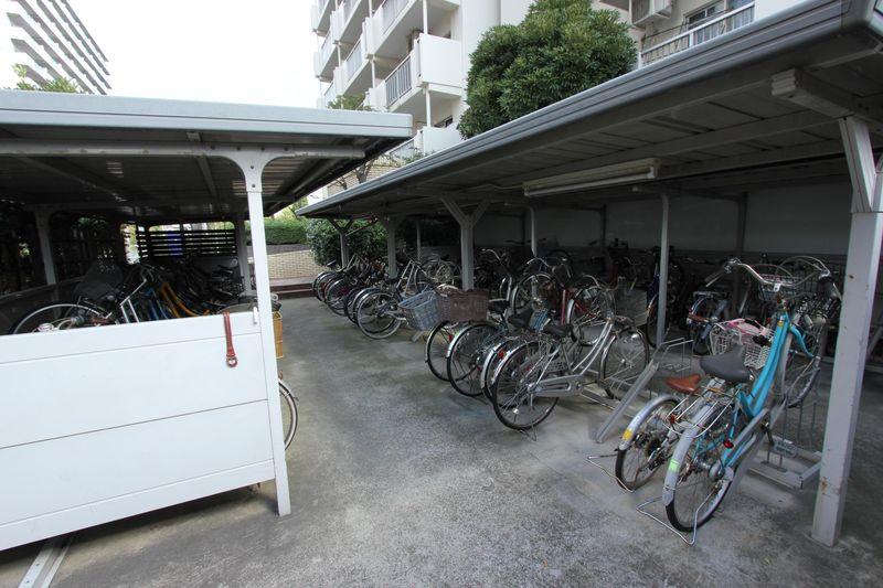 Other common areas. Bicycle Covered