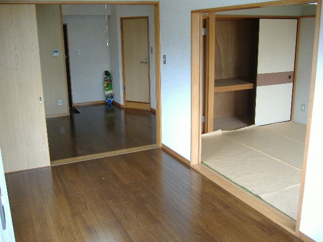 Living and room