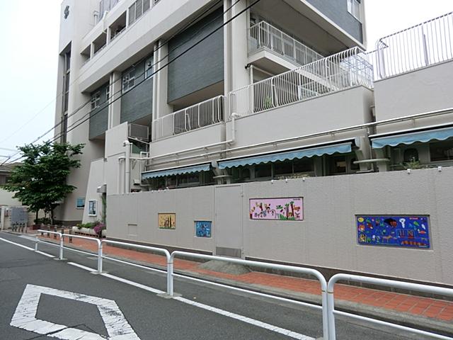 kindergarten ・ Nursery. 612m to Shinjuku Ward Nishiochiai nursery