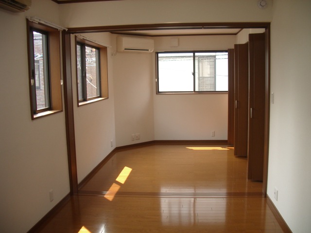 Living and room