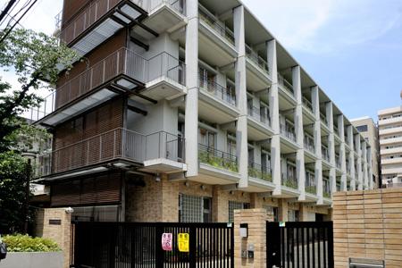 Primary school. 652m to Shinjuku Ward Yotsuya Elementary School