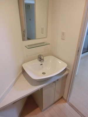 Washroom. Washroom
