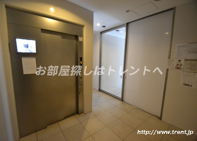 Entrance. Elevator