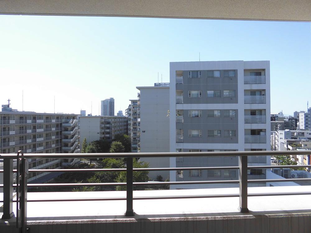 Balcony. Local (10 May 2013) Shooting