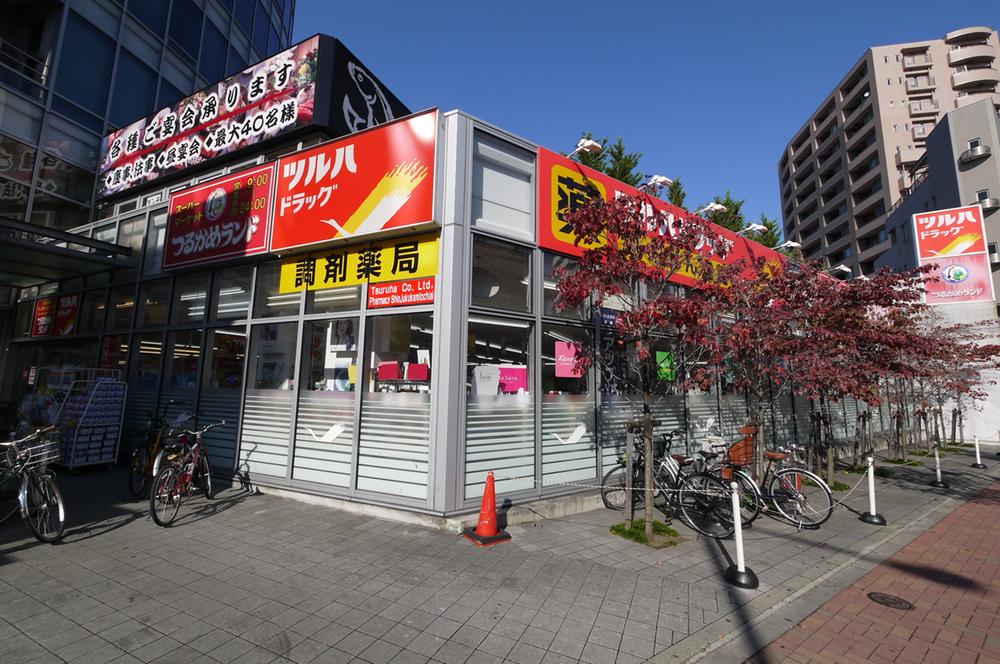 Supermarket. Tsurukame 395m land to Shinjuku Ochiai shop