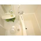 Bath. BT by