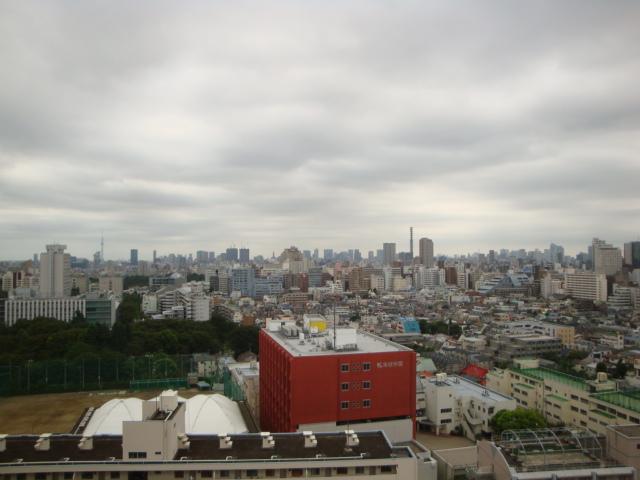 View photos from the dwelling unit. View from local (September 2013) Shooting