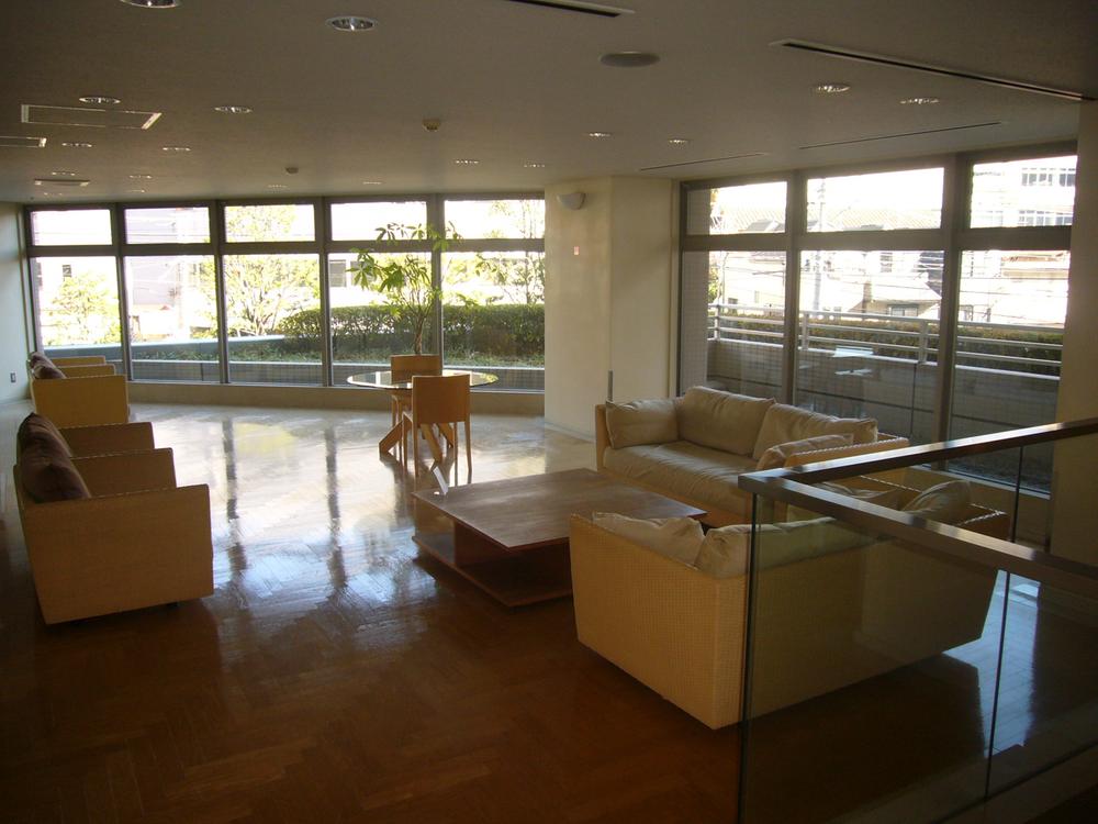 lobby. Common area (second floor)