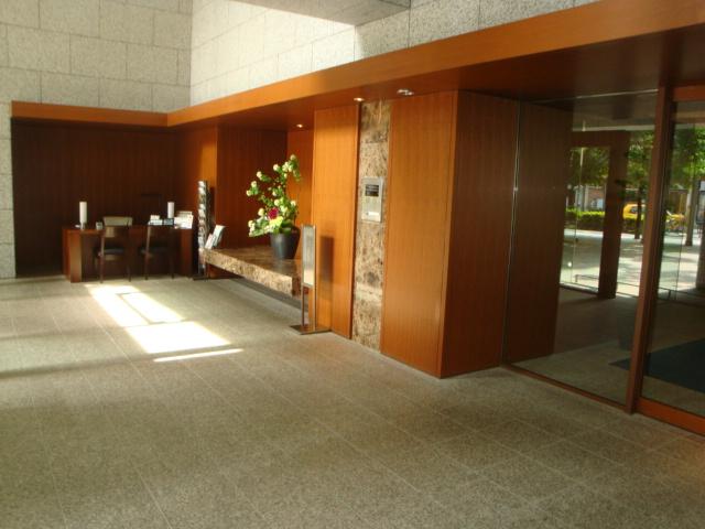 Entrance. Local (12 May 2013) Shooting
