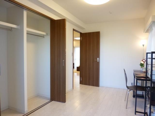 Non-living room. 2