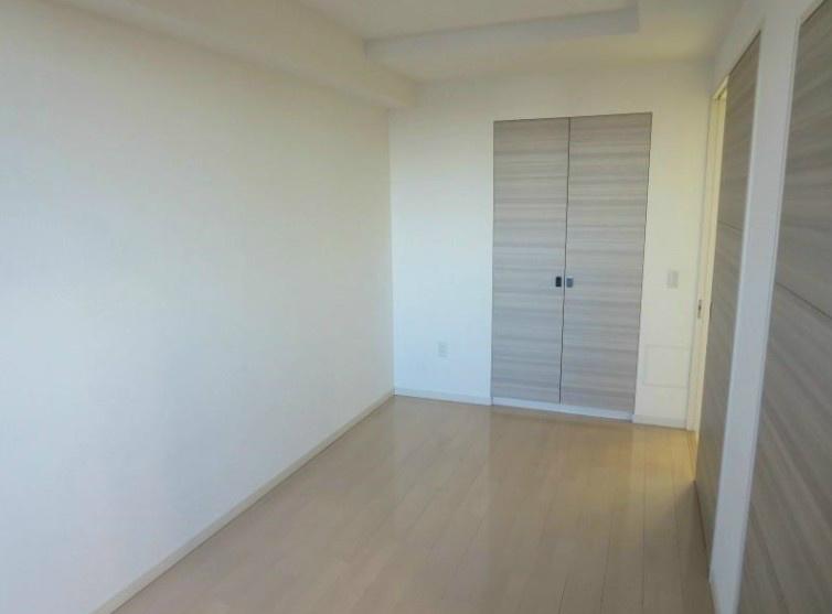 Non-living room