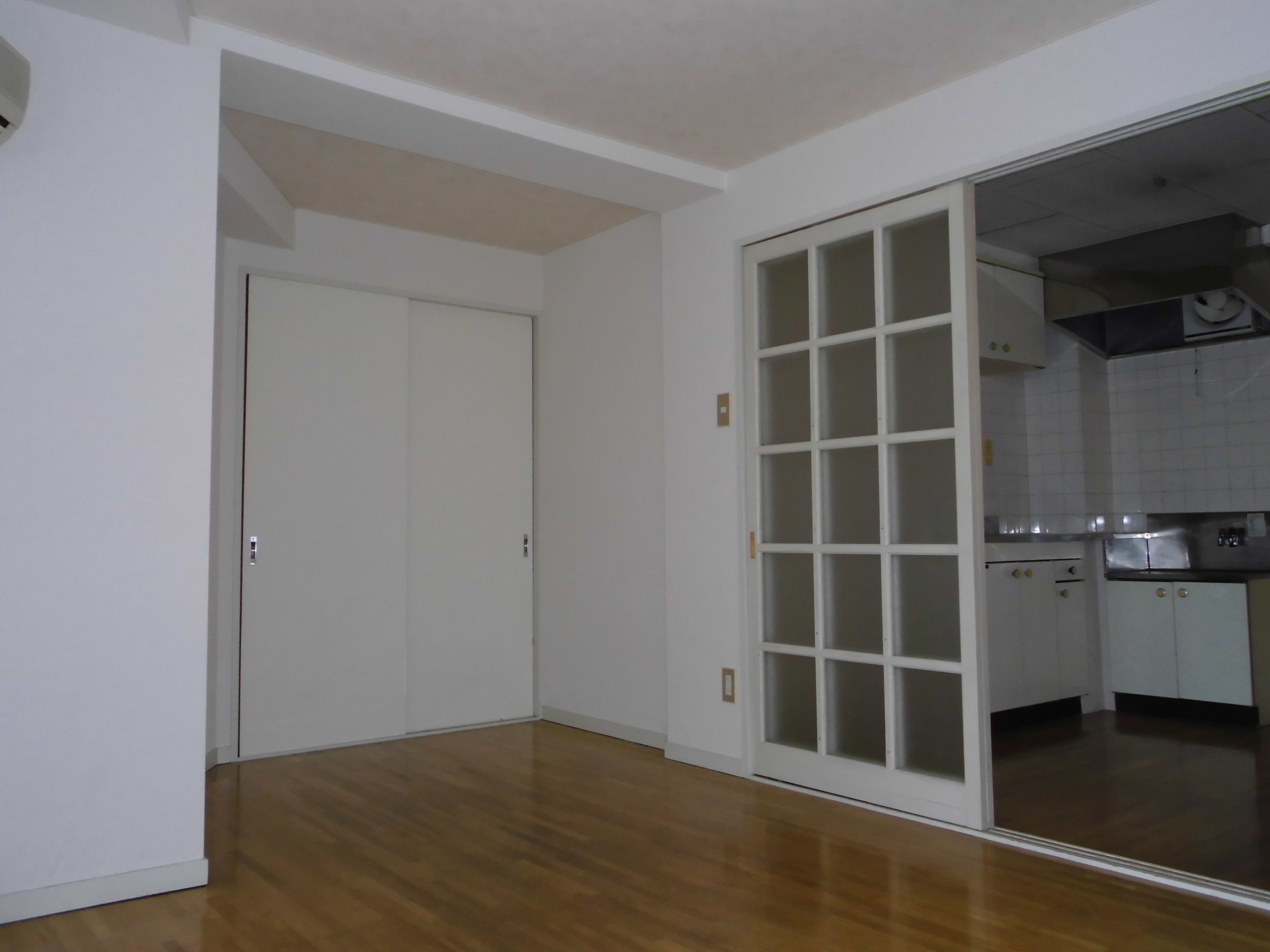 Living and room