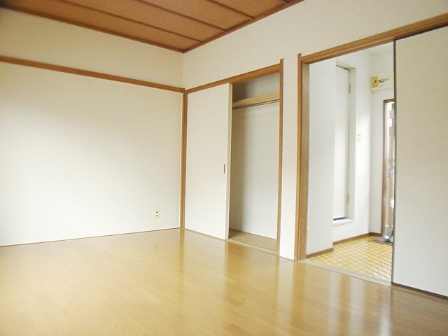 Living and room