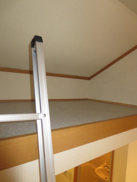 Other room space