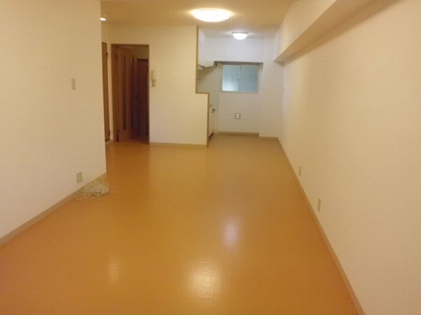 Living and room