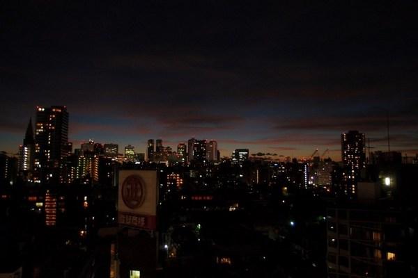 View photos from the dwelling unit. Night view from the 10th floor