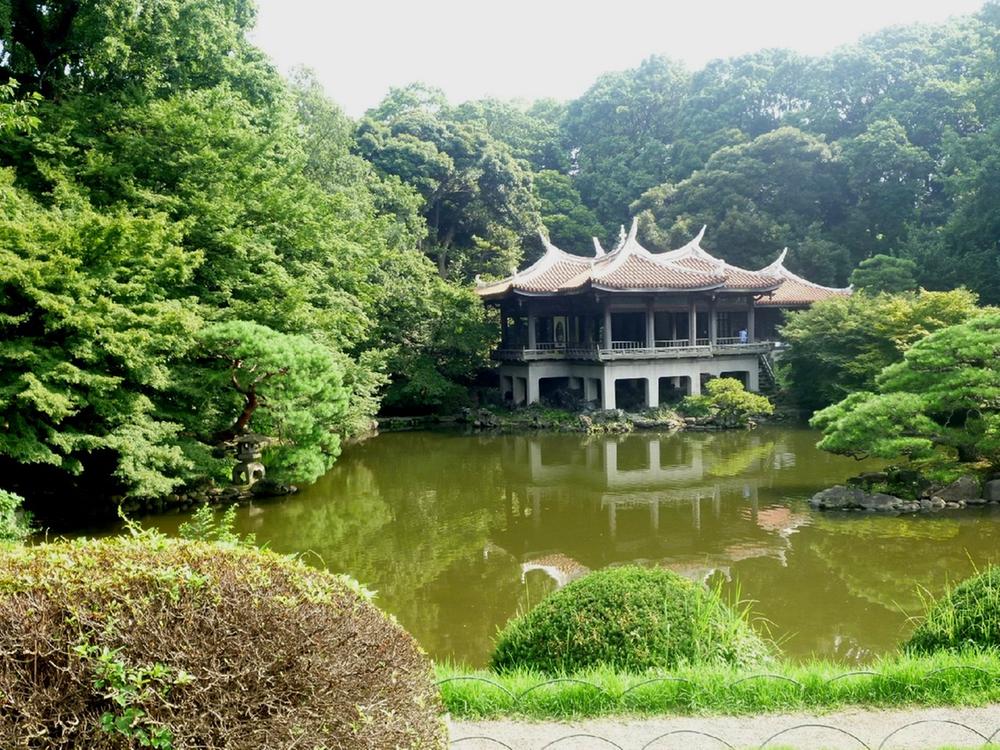 park. 220m to Shinjuku Gyoen