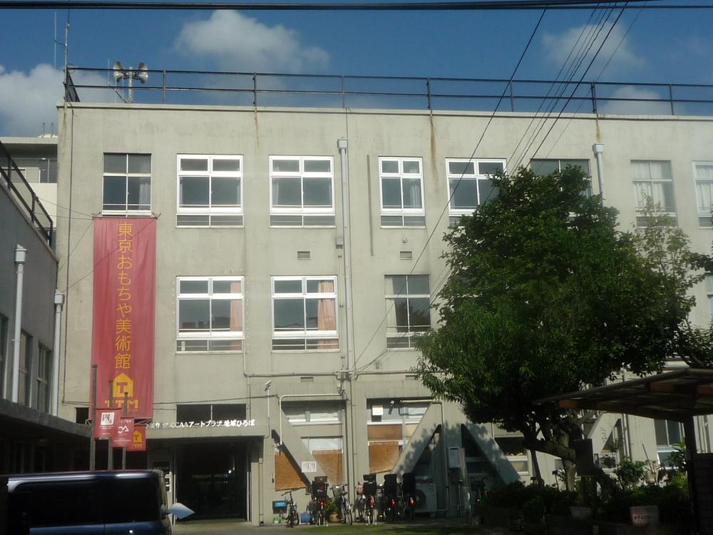 Other Environmental Photo. 310m to Tokyo Toy Museum