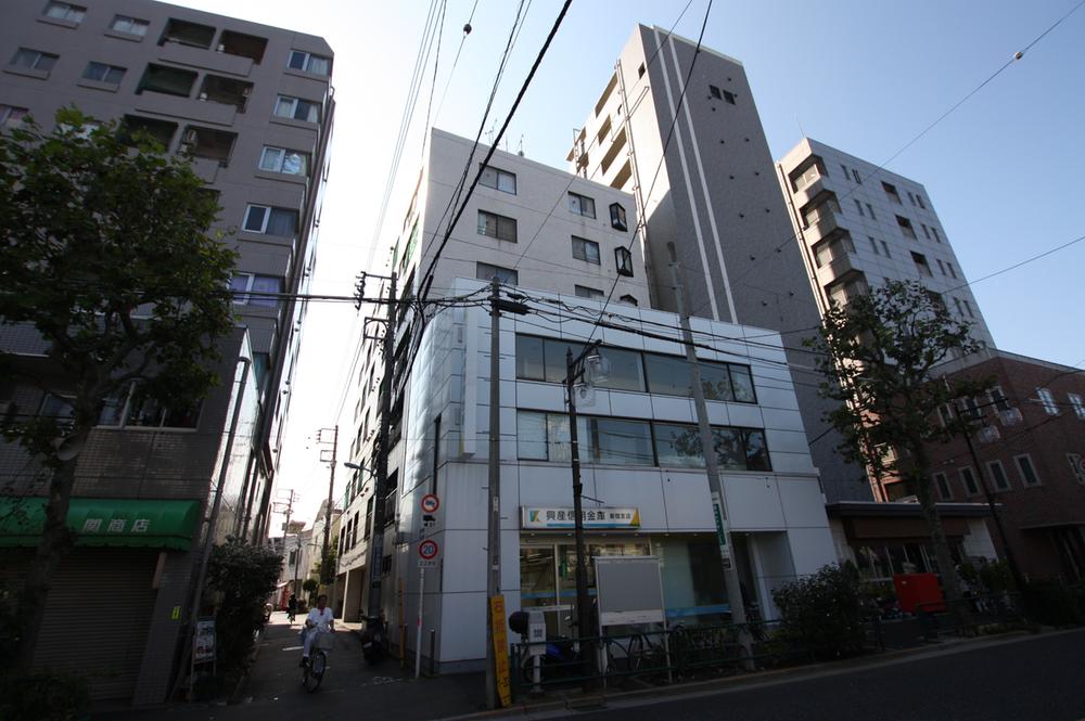 Local appearance photo. Southeast ・ Southwest ・ Northwest corner room