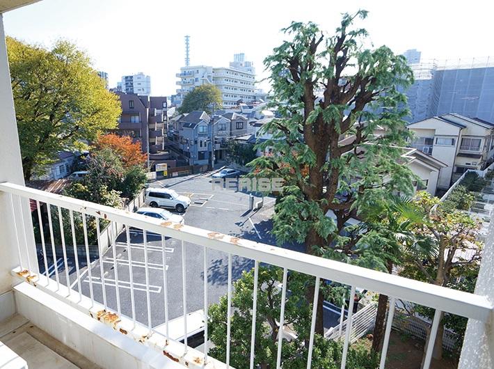 View photos from the dwelling unit