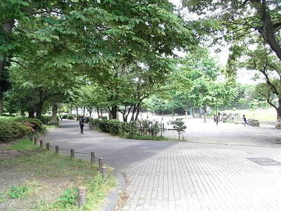 park. 530m to Toyama Park (park)
