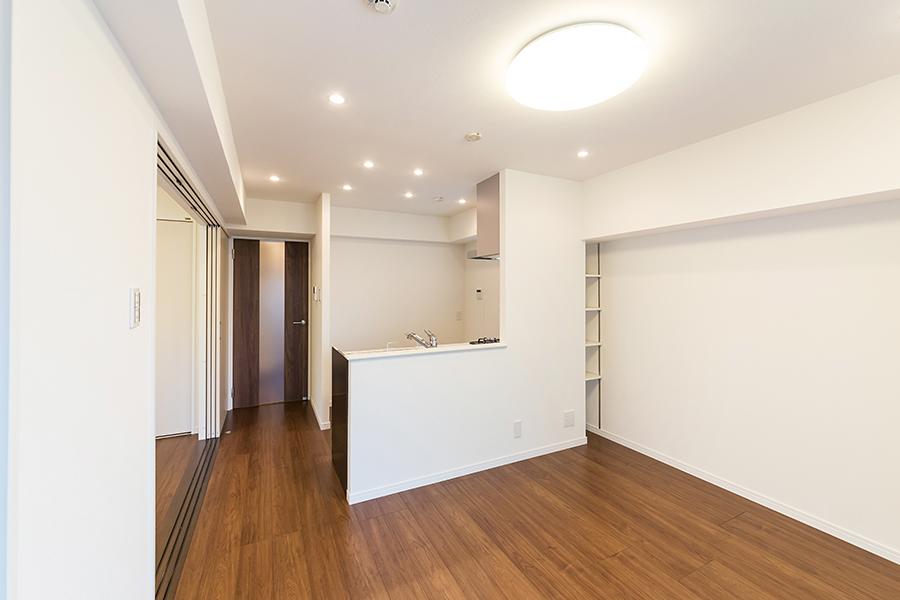Living. Corner room ・ 5 floor !! yang per ・ Ventilation good !!