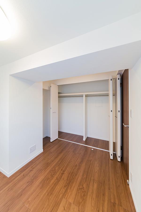Non-living room. Western-style 1
