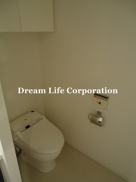 Toilet. ※ In fact the we use the photos in the same building may be different.