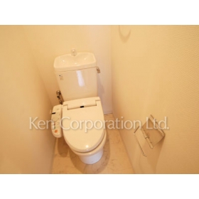 Toilet. Shoot the same type on the 12th floor of the room. Specifications may be different.